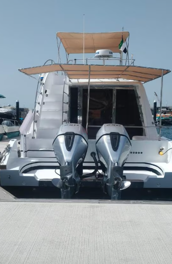 48 ft Yacht with Flybridge 2023