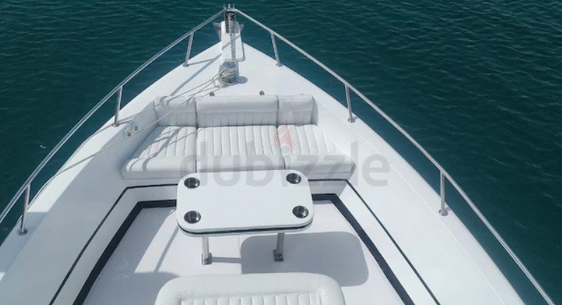 48 ft Yacht with Flybridge 2023