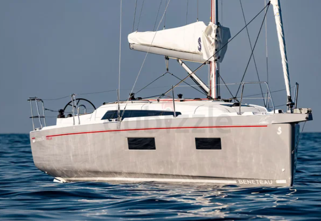BENETEAU OCEANIS 34.1 - NEW