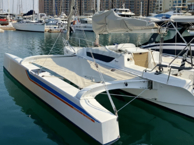 TRIMARAN DRAGONFLY 25
