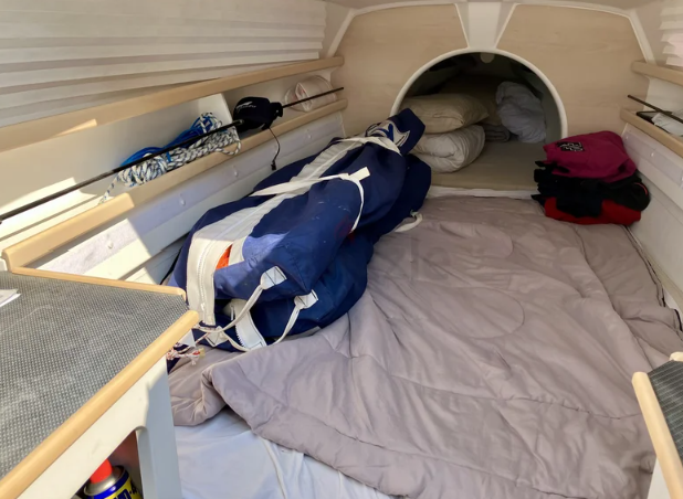 TRIMARAN DRAGONFLY 25