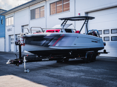 Brabus Shadow 300 Cross Top incl. Trailer