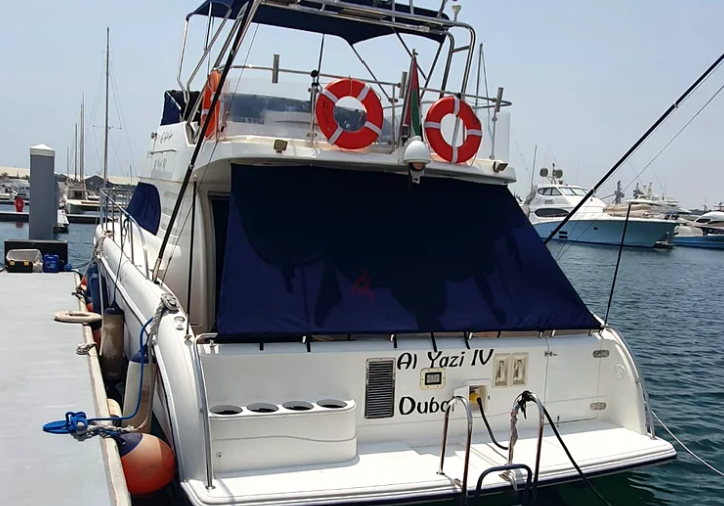 2006 Fly Bridge Catamaran Yacht