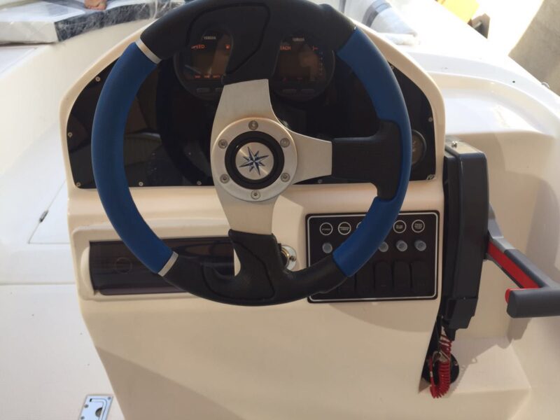 Sealine Boat Hannibal730 (24ft) full options