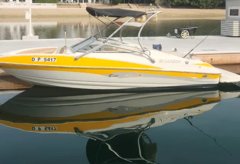 Larson 21 ft - 300 bhp