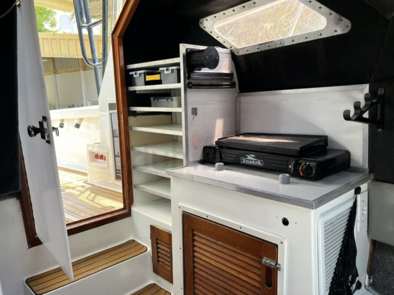 Pursuit 2600 twin 250 Yamahas