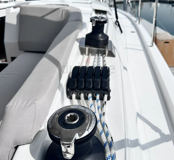 Hanse 360 Sailing Yacht - European Yacht of the Year 2025