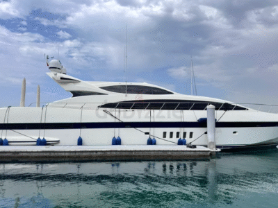 MANGUSTA 105