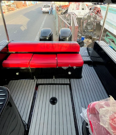 Gulfecraft 33 boat