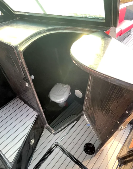 Gulfecraft 33 boat