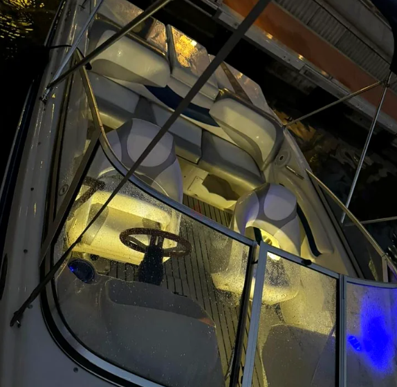 21 Ft American Glastron Boat