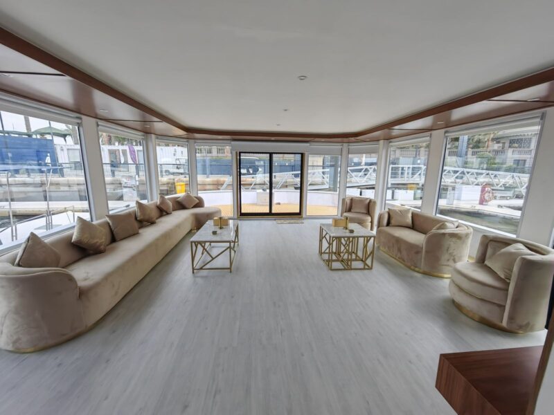 House Boat
