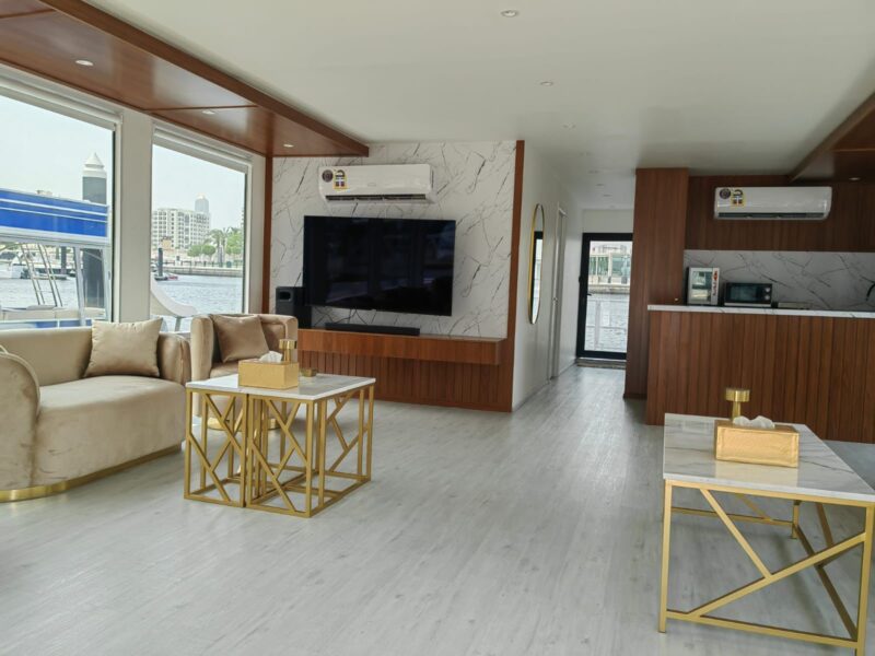 House Boat