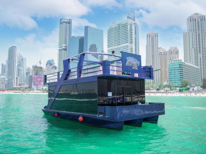 Floating nightclub - Investment opportunity