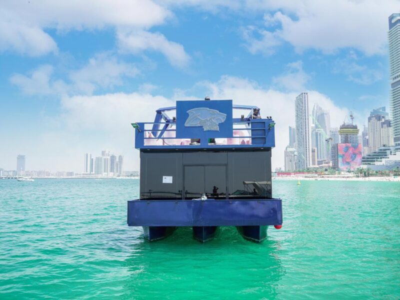 Floating nightclub - Investment opportunity