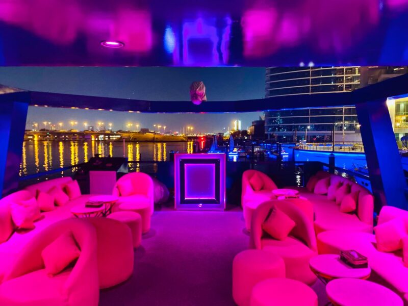 Floating nightclub - Investment opportunity