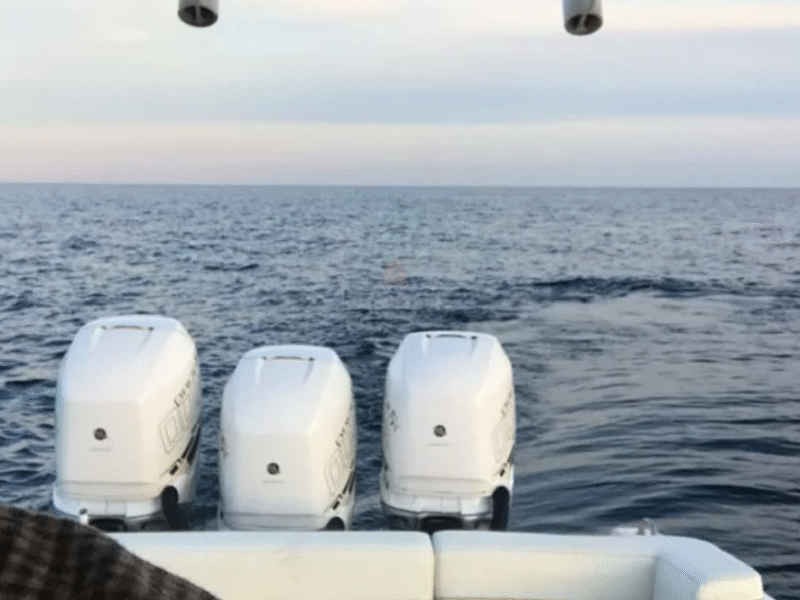 🚤 Al Rubban Luxury Pleasure Boat – 42 FT 🚤
