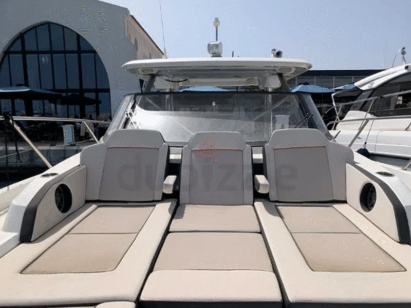BRAND New Jeanneau Cap Camarat 12.5 wa