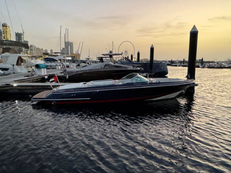 CHRIS CRAFT LAUNCH 25