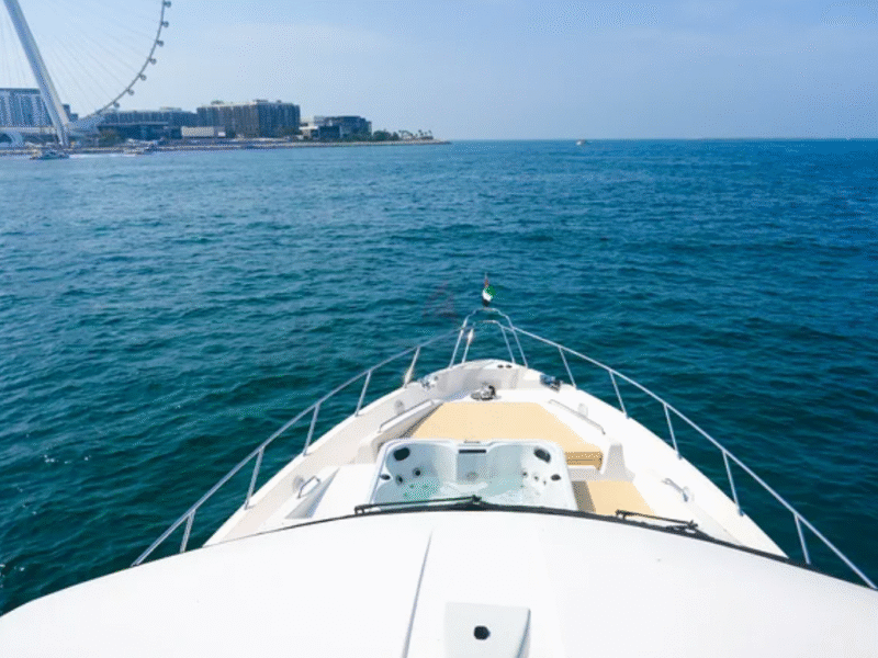 78ft Yacht with Jacuzzi in Dubai
