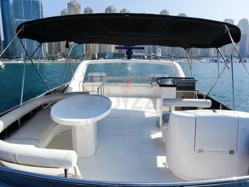 78ft Yacht with Jacuzzi in Dubai