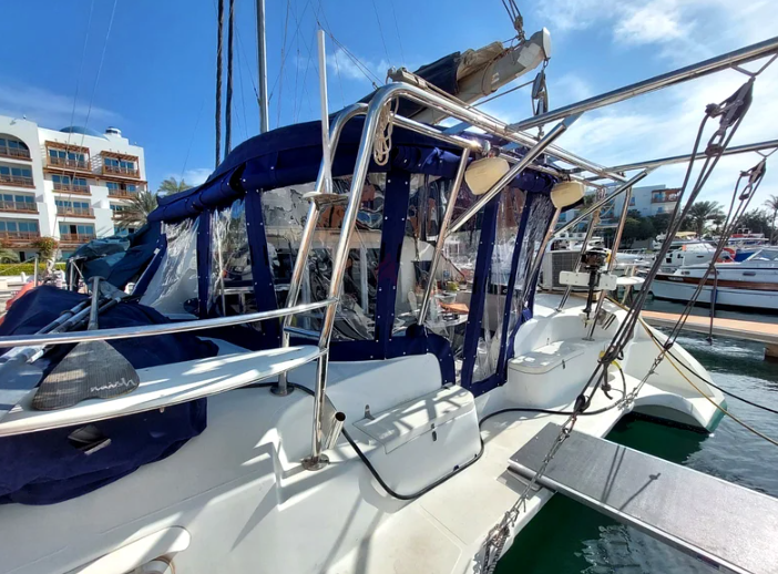 Jaguar 36 Sailing Catamaran (36ft)