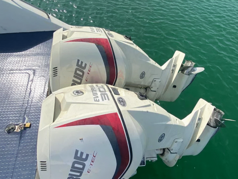 36 ft Fiberglass Boat / 2021