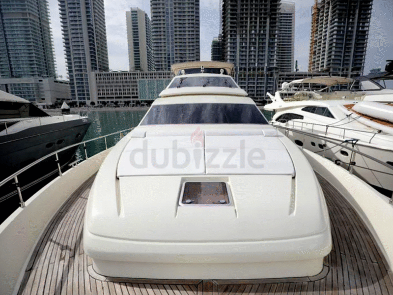 1996 Ferretti Yachts 80