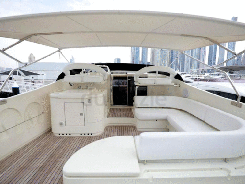 1996 Ferretti Yachts 80