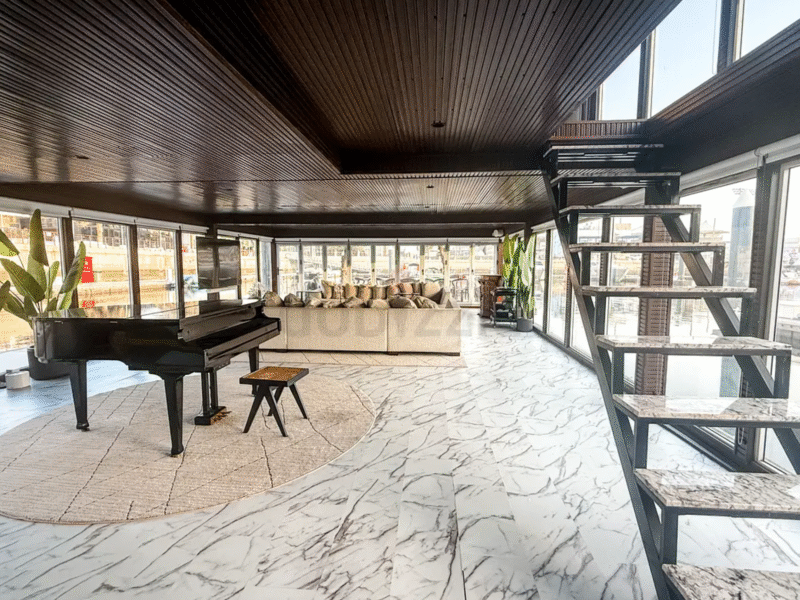 80ft Residential Floating Villa