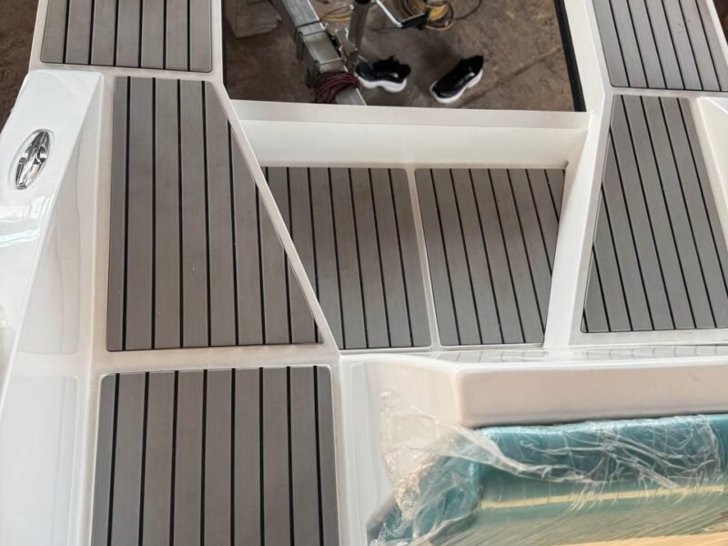 Brand New Little Shark 25ft 2026 with warranty