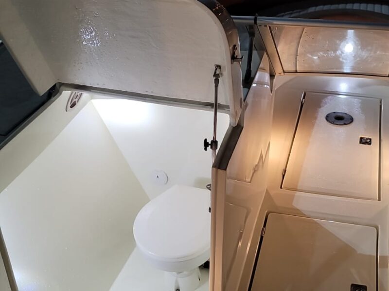 24 speedboat sealine