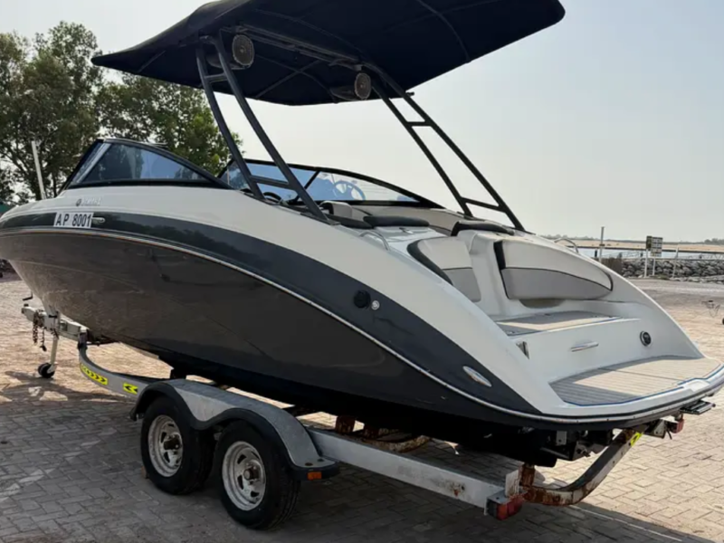 Yamaha 242 limited S